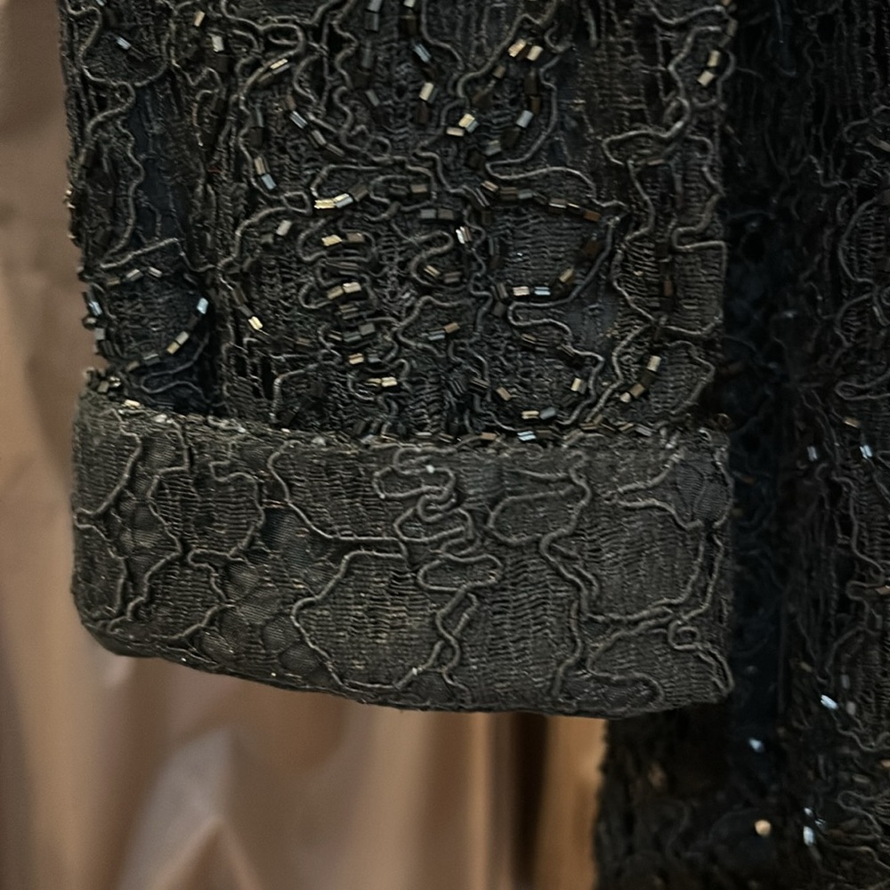 Carmen Marc Valvo for Henri Bendel gorgeous Black lace beaded evening jacket sz8 - Picture 5 of 16